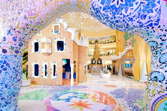 上海大悦城高迪奇幻国度美陈展