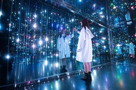 香港the pulse商场“秘密星球”场景美陈升级展
