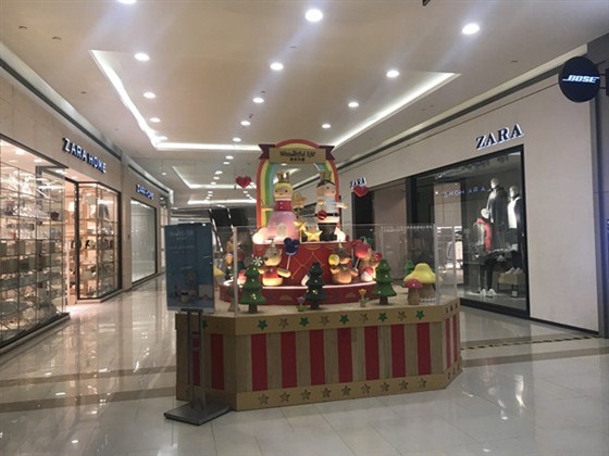 杭州西溪印象城冰淇淋主题圣诞美陈