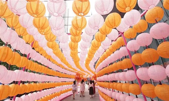 广州天汇广场中秋特色长廊场景美陈