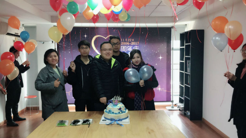 领略13周年庆——感恩相伴，梦想同行