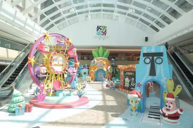 香港新港城海绵宝宝家族圣诞深海之旅美陈