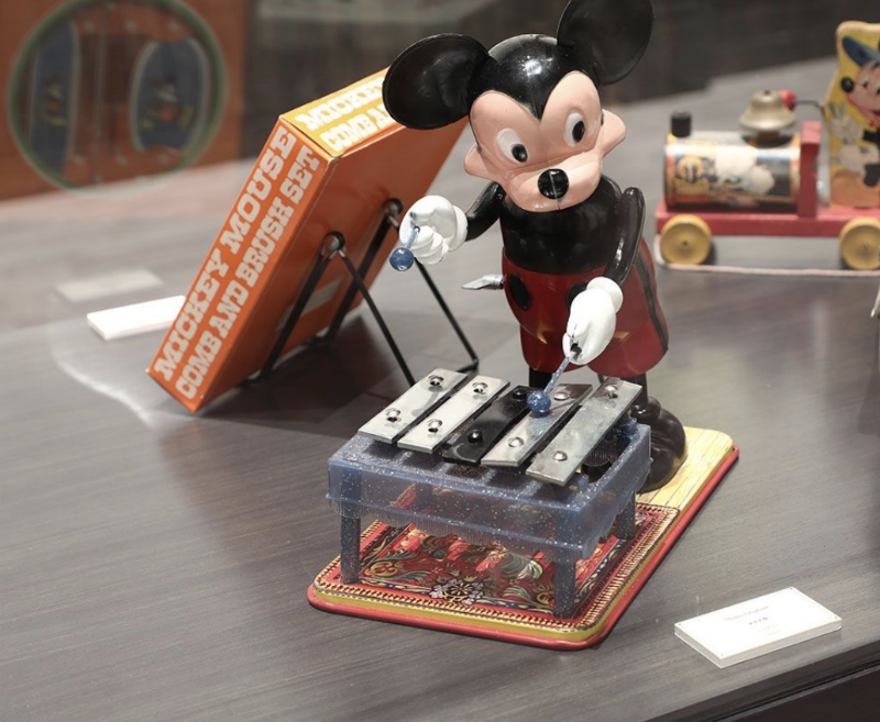 铜锣湾Mickey米奇90周年美陈展