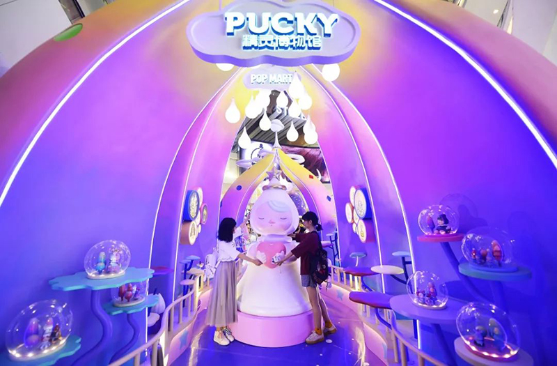 天津大悦城PUCKY夏日丛林梦境场景美陈展