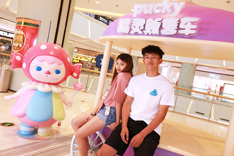 天津大悦城PUCKY夏日丛林梦境场景美陈展