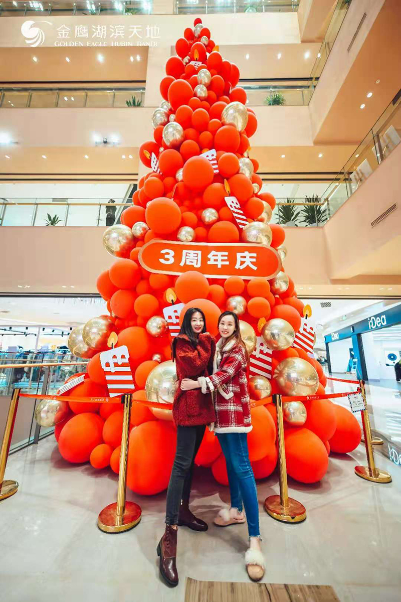 2020南京各大购物中心圣诞美陈打卡地盘点 金鹰湖滨天地